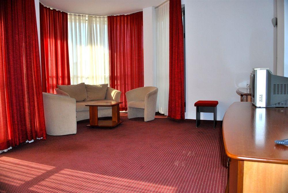 City Mark Hotel Warna Zewnętrze zdjęcie