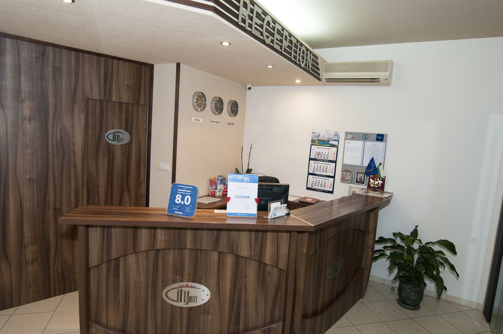 City Mark Hotel Warna Zewnętrze zdjęcie